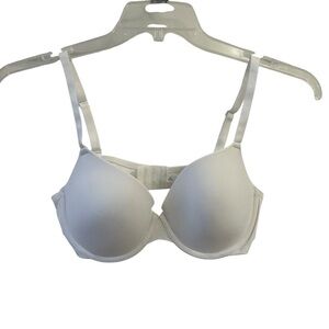 Auden Classic White Underwire Bra "The Everyday" 36C